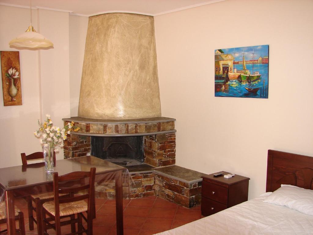 Makronas Apartments Karystos  Esterno foto