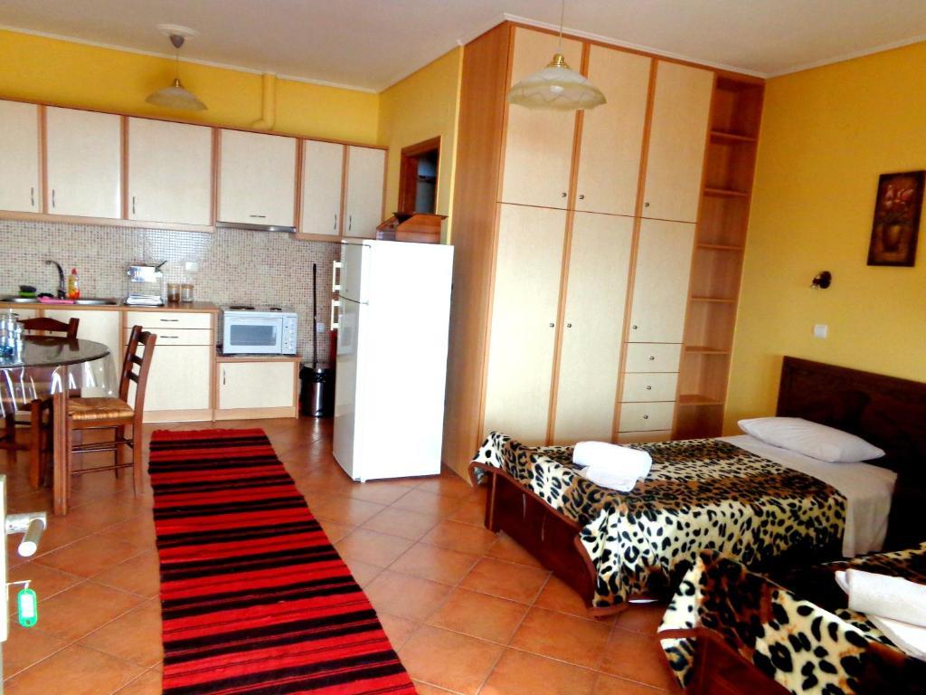 Makronas Apartments Karystos  Esterno foto